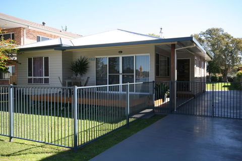 BANYANDAH 557 Ocean Drive NH - Accommodation Kalgoorlie 0