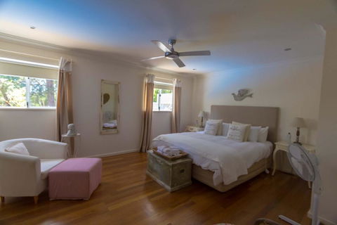 Barefoot Escape - Accommodation Kalgoorlie 2