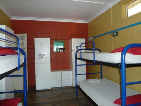 Bateman Bay Holiday Park & Batemans Bay YHA - Accommodation Kalgoorlie 1