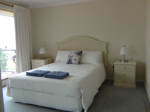 Baudin House - Accommodation Kalgoorlie 1