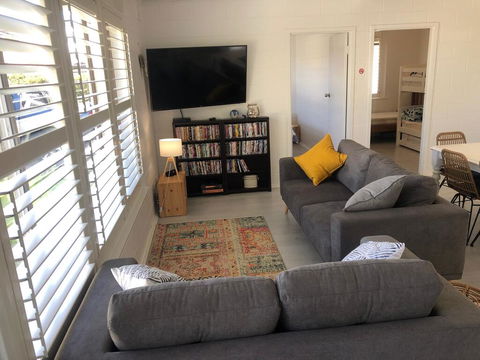 Bay Breeze Cottage - Accommodation Kalgoorlie 2