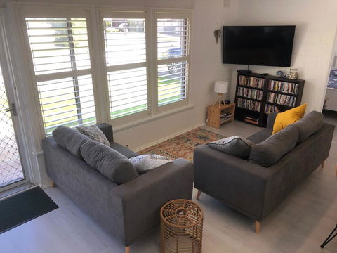 Bay Breeze Cottage - Accommodation Kalgoorlie 3