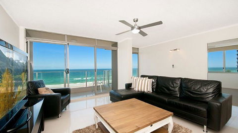 Beachfront Apt Main Beach - Accommodation Kalgoorlie 3
