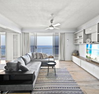 Beachfront Luxury 3 bedroom in the heart of Surfers Paradise - Ocean views plus indoor/outdoor pool - Accommodation Kalgoorlie