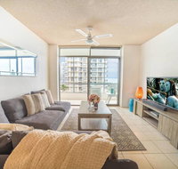 Beachfront Retro Apartment In Surfers Paradise - Accommodation Kalgoorlie