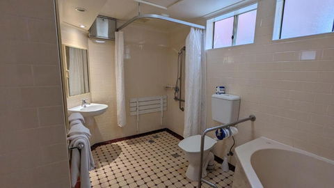 River Motel - Accommodation Kalgoorlie 1