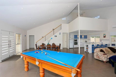 Relax At Falcon By The Bay - Accommodation Kalgoorlie 0