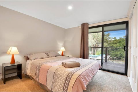 Relax At Goughs Bay - Accommodation Kalgoorlie 1