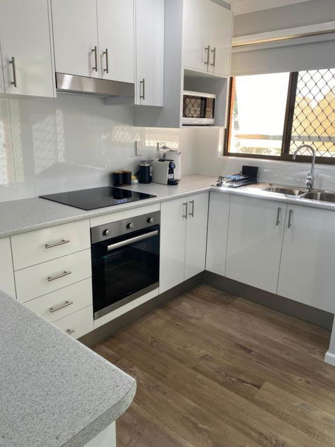 Relax On Ross - Accommodation Kalgoorlie 1