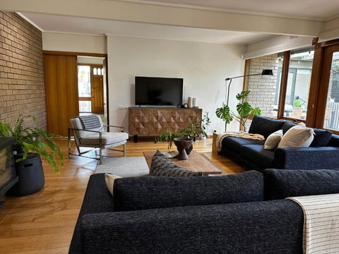 Relaxed And Stylish -self Check In, Secure Parking - Accommodation Kalgoorlie 0