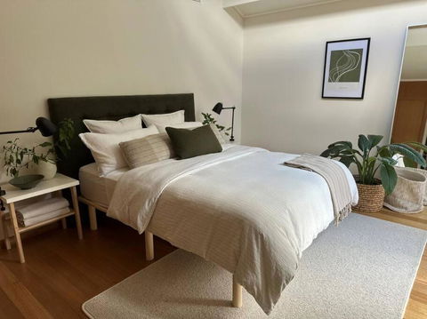 Relaxed And Stylish -self Check In, Secure Parking - Accommodation Kalgoorlie 1