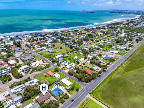 Relaxed Family Beach House - No Linen Included - Accommodation Kalgoorlie 0