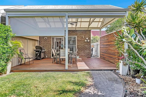 Relaxing Getaway Steps From Grange Beach - Accommodation Kalgoorlie 1