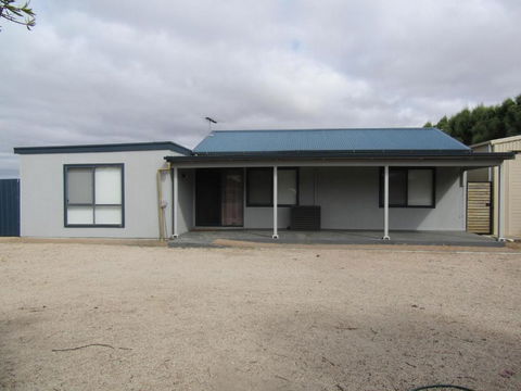 Retreat On Talbot - Accommodation Kalgoorlie 0
