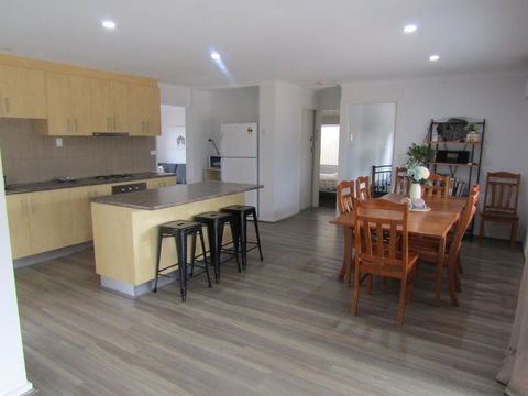 Retreat On Talbot - Accommodation Kalgoorlie 2