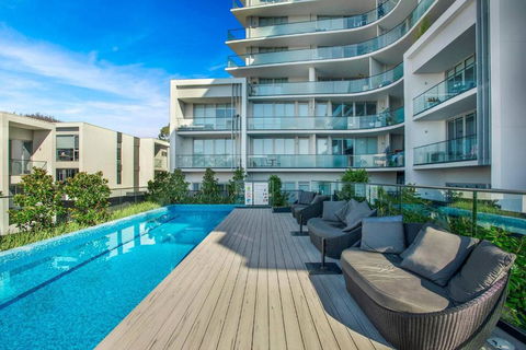 Retro Modern With Pool Near Westfield Doncaster - Accommodation Kalgoorlie 3