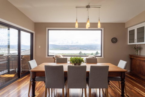 River Haven Serene Spacious With River Views - Accommodation Kalgoorlie 1