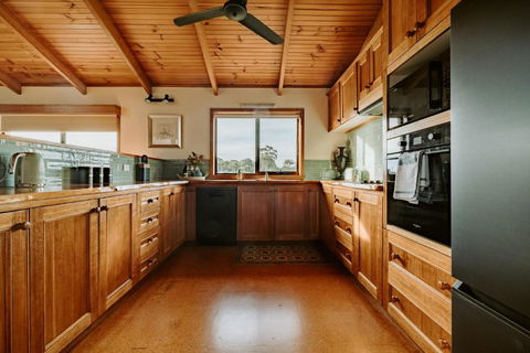 Riverview Retreat - Accommodation Kalgoorlie 3