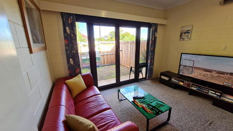 Rise N Shine - Affordable 50sqm Garden Apartment - Accommodation Kalgoorlie 2