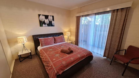 Rise N Shine - Affordable 50sqm Garden Apartment - Accommodation Kalgoorlie 1
