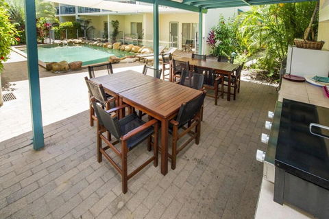 SAILS 9 Beachfront Getaway Horseshoe Bay - Accommodation Kalgoorlie 3
