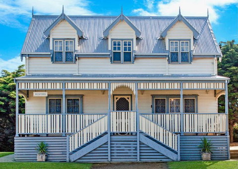 Sails - Elegant, Spacious Beach Villa - Accommodation Kalgoorlie 0
