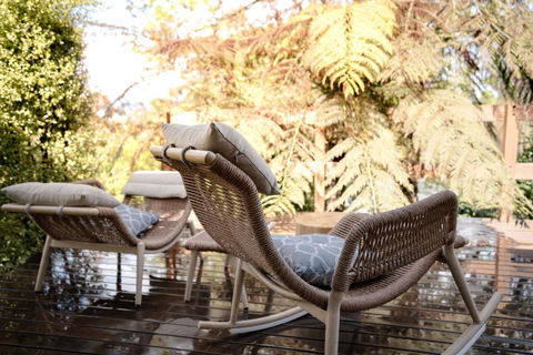 Romantic Garden Cottage With Home Cinema - Accommodation Kalgoorlie 2