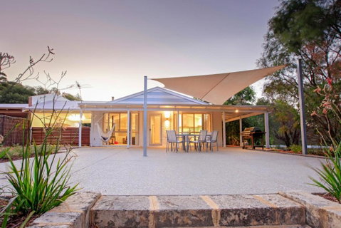 Salt Life - Accommodation Kalgoorlie 0
