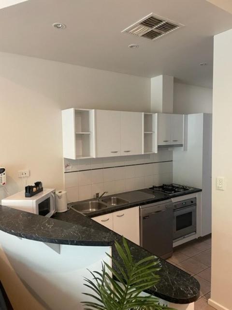 RNR Sturt Holiday Home - Accommodation Kalgoorlie 2