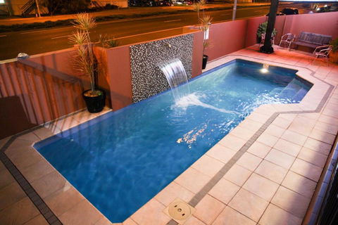 Rocky Resort Motor Inn - Accommodation Kalgoorlie 2