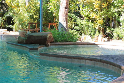 Roey Backpackers And Party Bar - Accommodation Kalgoorlie 0