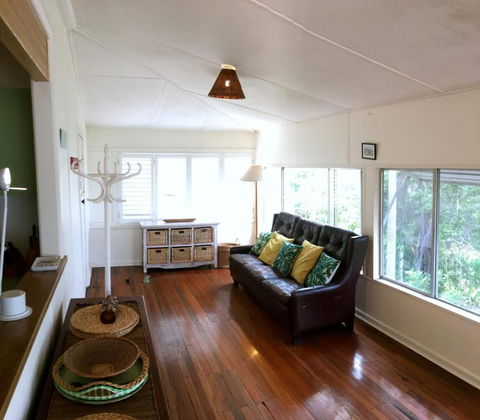 Rosemaree, 24 East Street - Accommodation Kalgoorlie 1