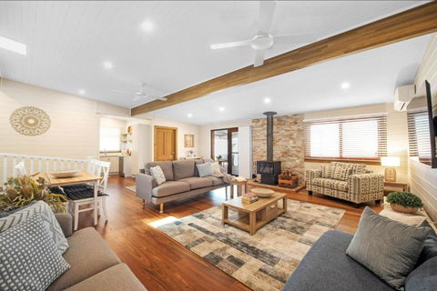 Rosemill Cottage - Mobility Friendly Accommodation Never Looked Better! - Accommodation Kalgoorlie 1