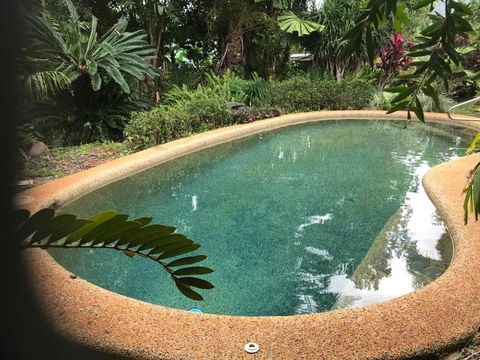 Royal Palm Cottage, Entire Two Bedroom 2 Bathroom House With Pool - Accommodation Kalgoorlie 2