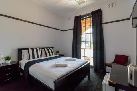 Royal Hotel Ryde - Accommodation Kalgoorlie 0