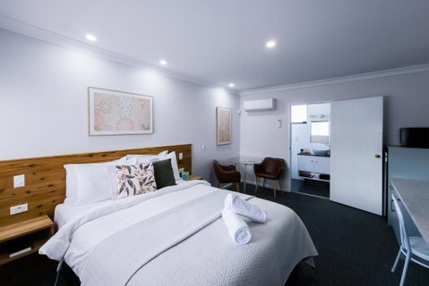 Roydons Motor Inn - Accommodation Kalgoorlie 2