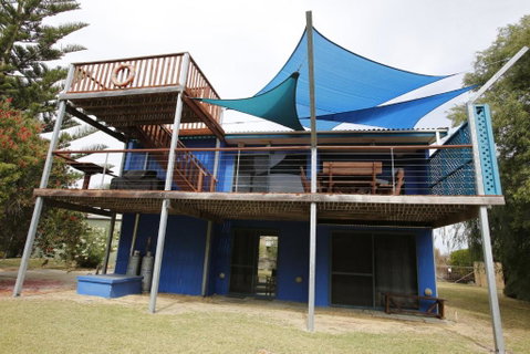 Sail House Overlooking Lancelins Main Park - Accommodation Kalgoorlie 0