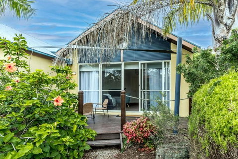 Sails Five Inverloch - Accommodation Kalgoorlie 1