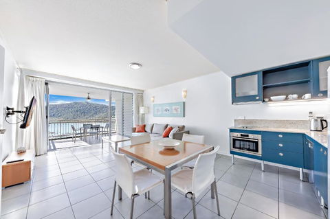 Sails On The Sea - Club Wyndham - Accommodation Kalgoorlie 1