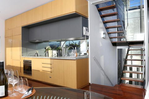 Saint George - The Townhouse - Accommodation Kalgoorlie 3