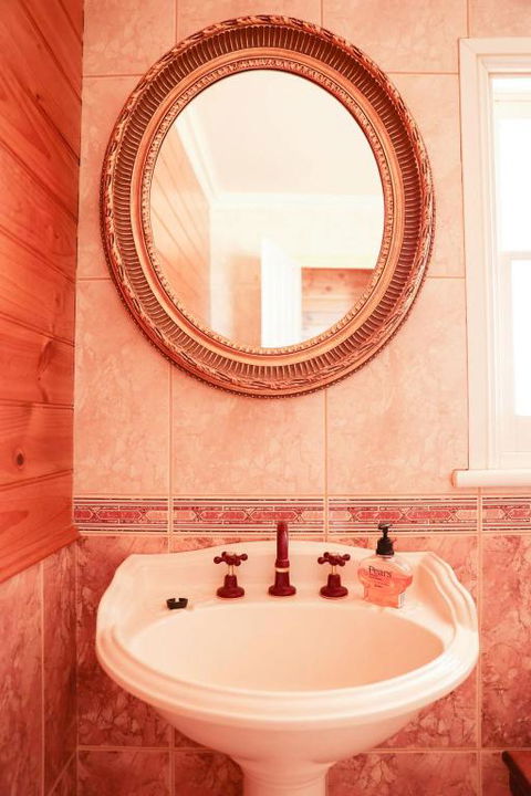SaltBush Cottage - Accommodation Kalgoorlie 2