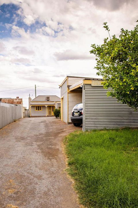 SaltBush Cottage - Accommodation Kalgoorlie 0