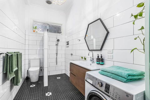 Saltbush Cottage In Fabulous South Fremantle - Accommodation Kalgoorlie 3