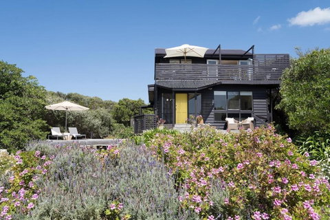 Salty Breeze - Accommodation Kalgoorlie 0