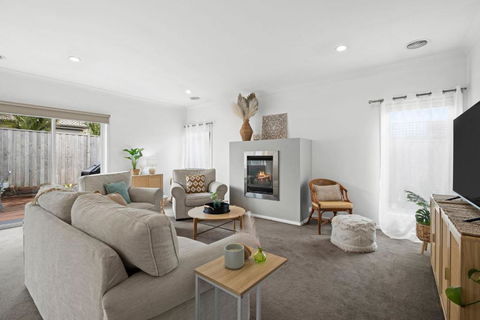 Salty Sage Beach House - Accommodation Kalgoorlie 0