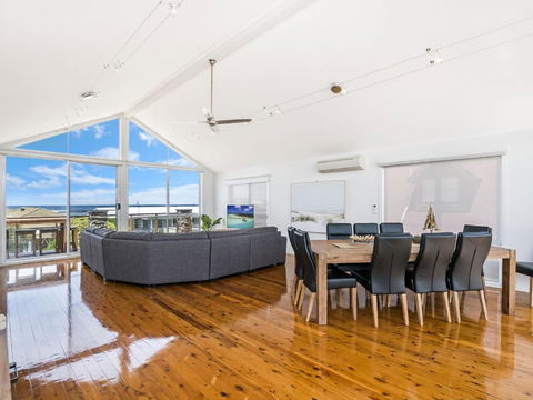 Saltys - Accommodation Kalgoorlie 0