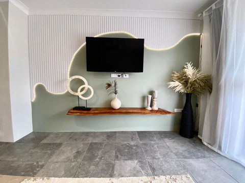 San Antone Luxury In The CBD - Accommodation Kalgoorlie 2