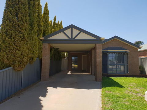 SAN Mateo - Accommodation Kalgoorlie 0