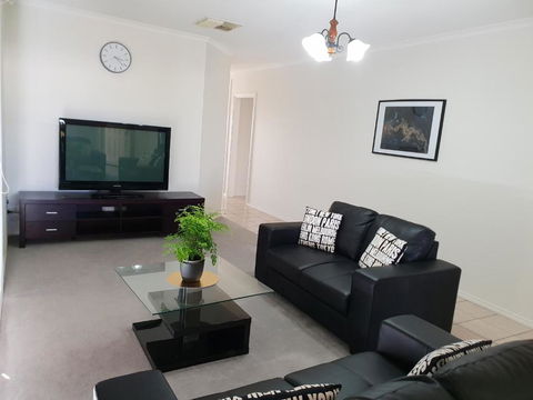 SAN Mateo - Accommodation Kalgoorlie 1