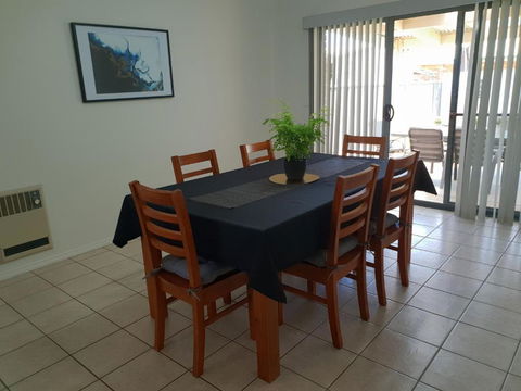 SAN Mateo - Accommodation Kalgoorlie 2